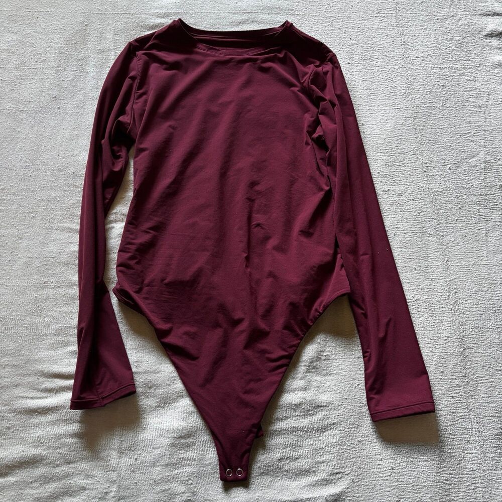 Auden Luxe 4-Way Stretch Long Sleeve Bodysuit Size L Buttery Soft Red